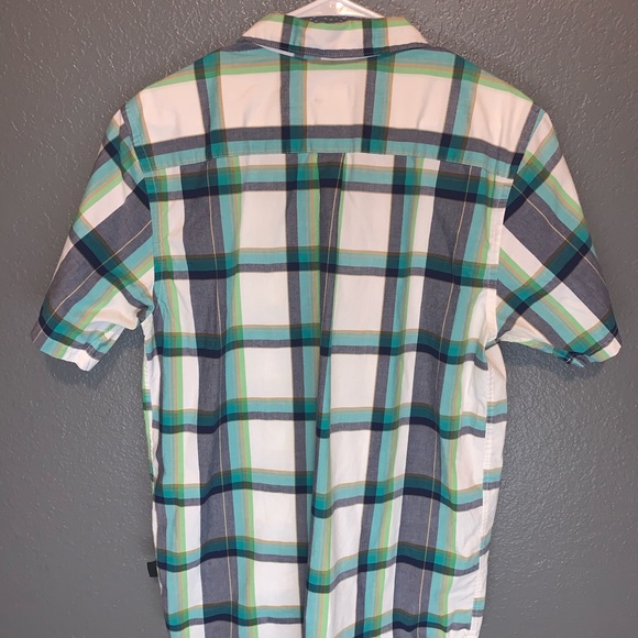 Unique Plaid Patagonia short sleeve button up - Picture 2 of 5